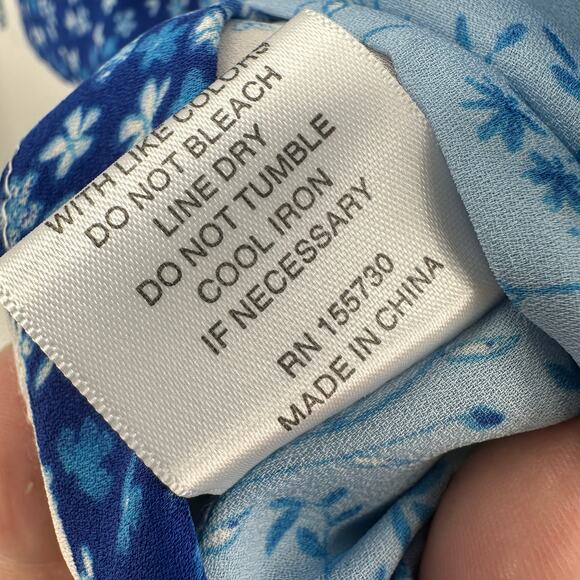 Rose + Olive Shirt Sz M Light Blue White Floral Patchwork Button Up Short Sleeve - Picture 9 of 9